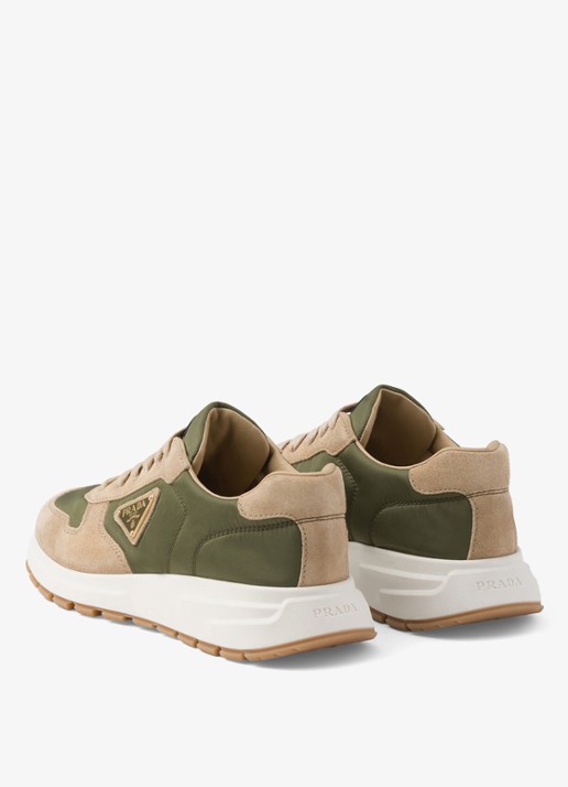 Prada Prax 01 Re-Nylon sneaker met suède details - detail 4 beige