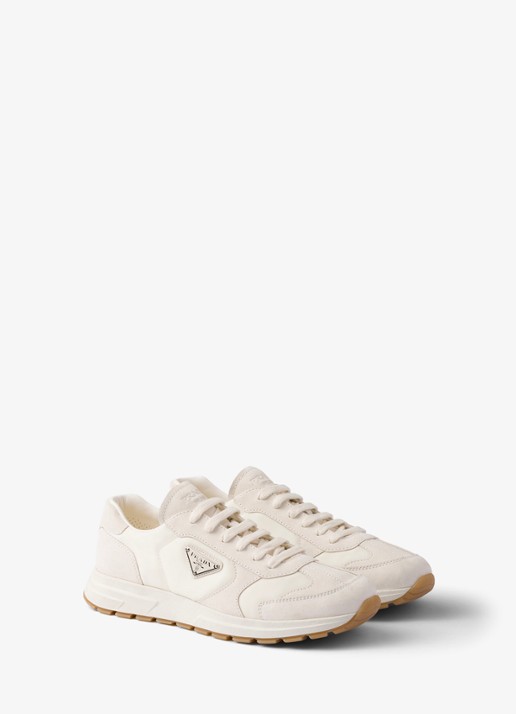 Prada Prax Re-Nylon sneaker met suède details - detail 4 gebroken wit