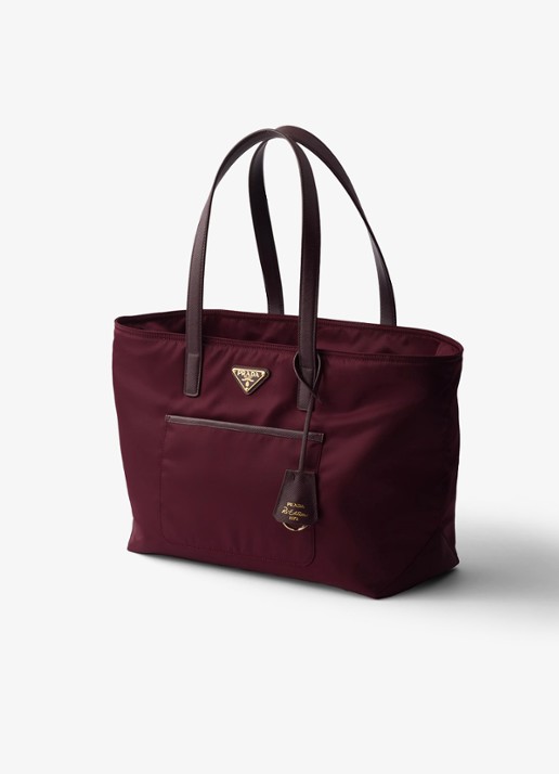 Prada Re-Edition 1978 Re-Nylon Medium shopper met leren details - voorkant 5 bordeauxrood