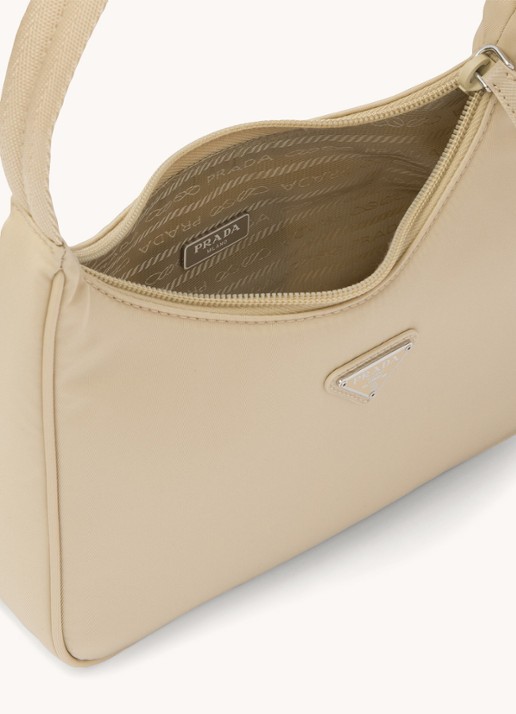 Prada Re-Edition 2000 Re-Nylon Mini schoudertas met logo - detail 3 beige