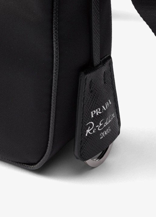 Prada Re-Edition 2005 Re-Nylon schoudertas met leren details - detail 2 zwart