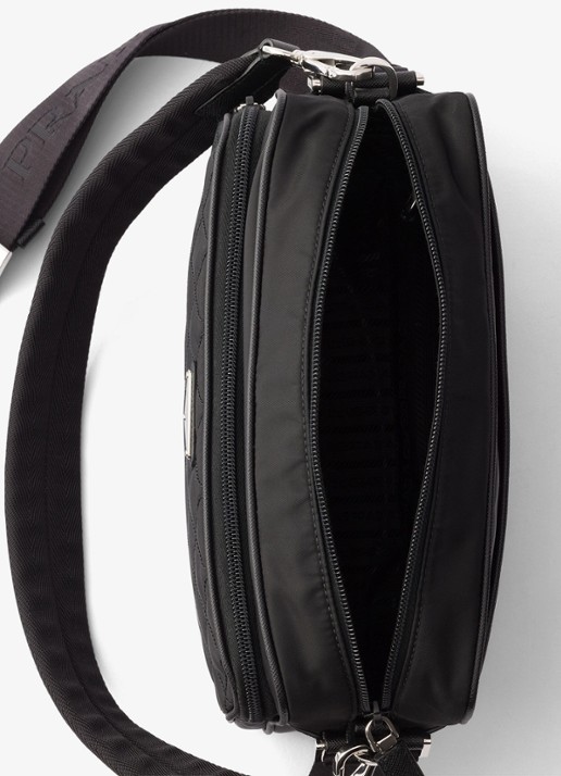 Prada Re-Nylon crossbodytas met leren details - detail 4 zwart