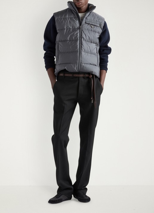 Prada Re-Nylon gewatteerde bodywarmer met donsvulling