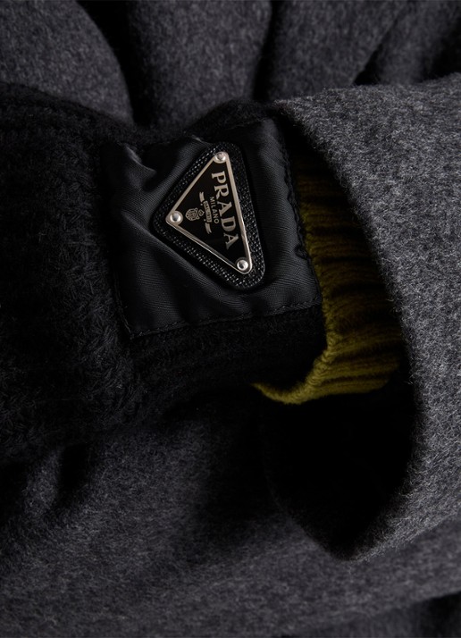 Prada Re-Nylon grofgebreide handschoenen in kasjmierblend - achterkant zwart