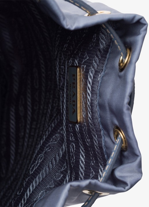 Prada Re-Nylon handtas met leren details en logo - detail 3 staalblauw