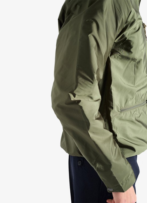 Prada Re-Nylon jack met opbergbare capuchon - detail 4 legergroen