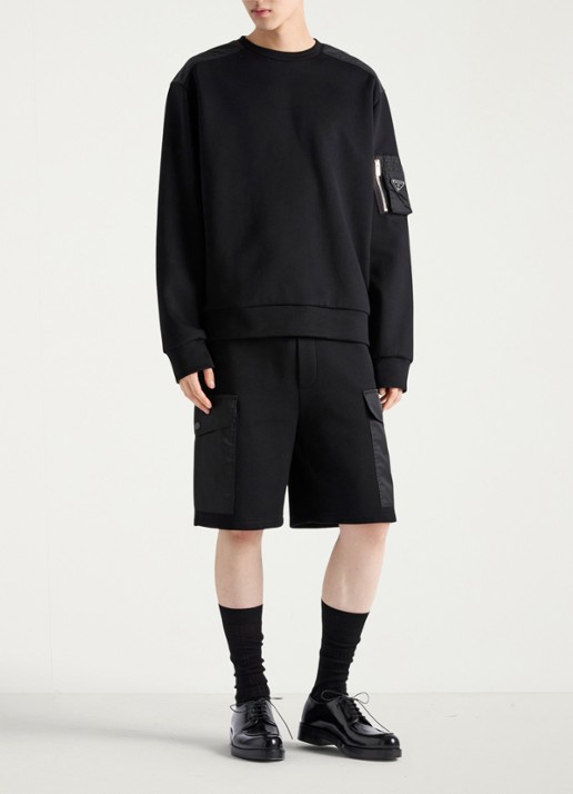 Prada Re-Nylon oversized sweater met ritszak - voorkant 2 zwart