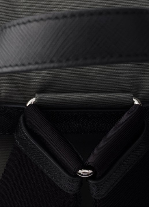 Prada Re-Nylon rugzak met leren details - detail 2 donkergrijs