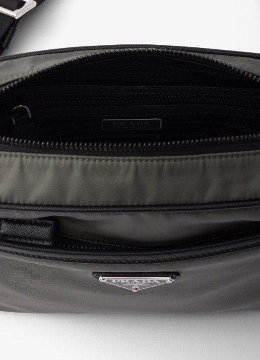 Prada Re-Nylon schoudertas met leren details - detail antraciet