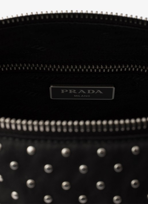 Prada Re-Nylon schoudertas met studs - detail zwart