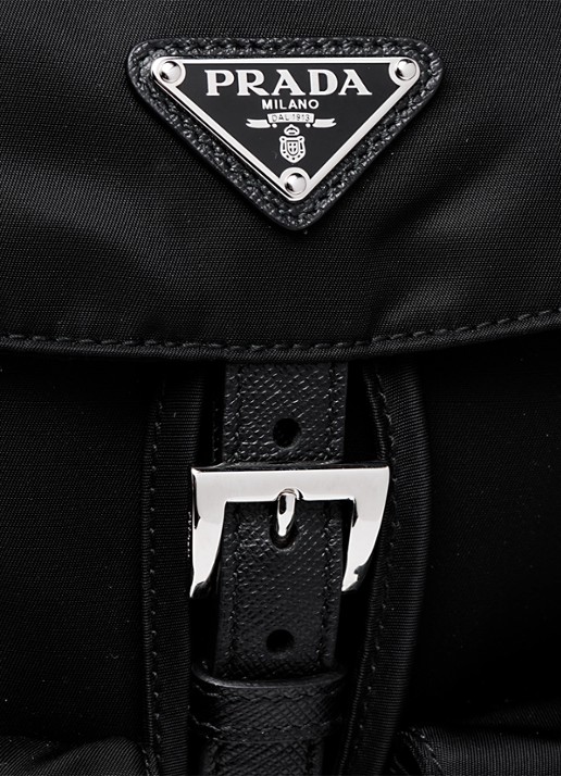 Prada Re-Nylon Small rugzak met logo - detail 6 zwart