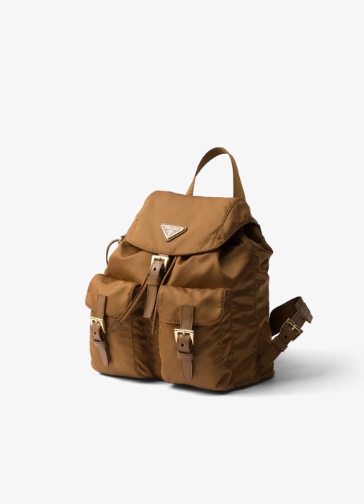 Prada Re-Nylon Small rugzak met logo - voorkant 2 camel