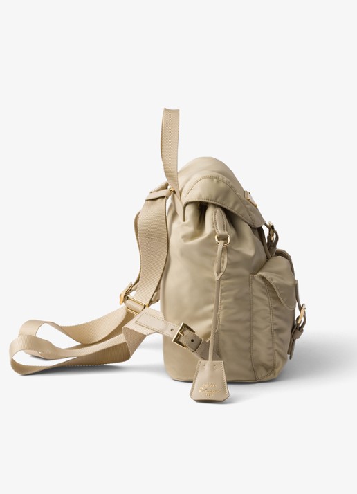 Prada Re-Nylon Small rugzak met logo - detail 3 beige