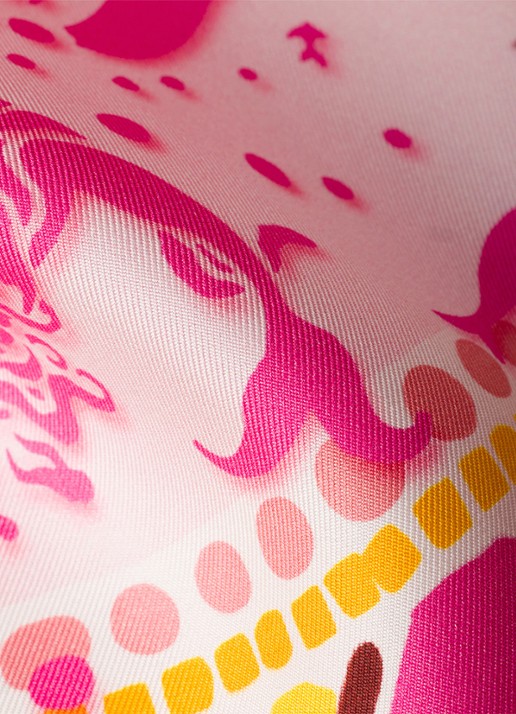 Prada Sjaal van zijde met print 55 x 55 cm - detail roze