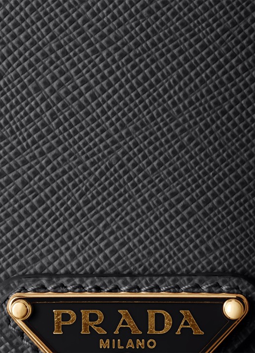 Prada Telefoonhoes van kalfsleer voor iPhone 17 Pro - detail 2 zwart
