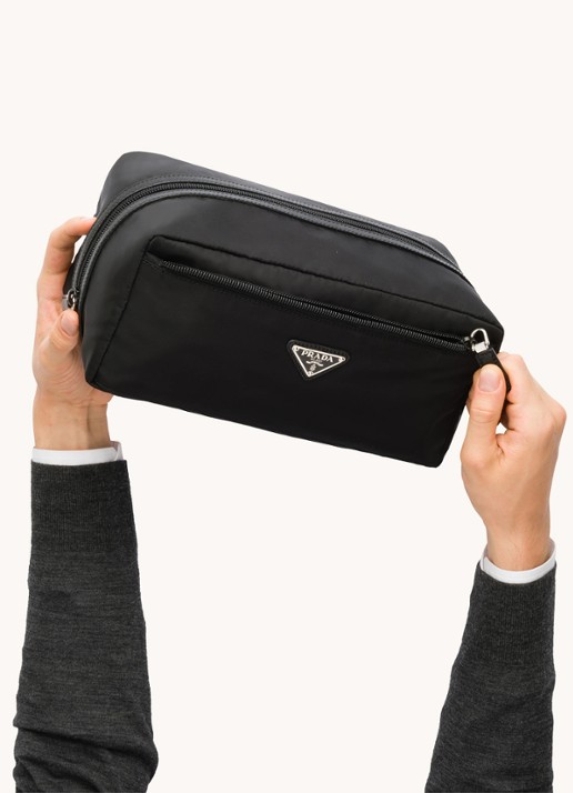 Prada Toilettas met leren details - detail 3 zwart