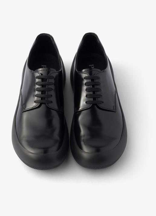 Prada Veterschoen van leer - detail 3 zwart