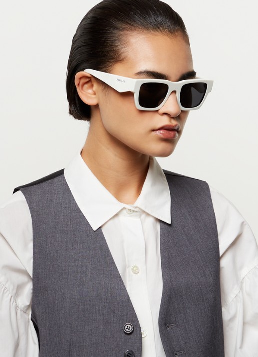 Prada Wayfarer zonnebril PRA06S - voorkant 2 wit