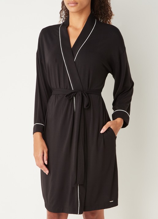 Pretty You Kimono met strikceintuur - voorkant 4 zwart
