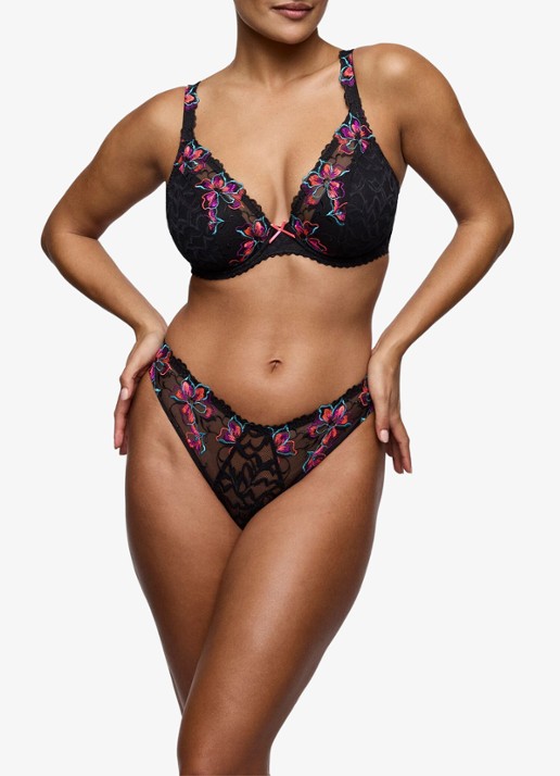 PrimaDonna Miyara voorgevormde beugel bh met bloemborduring - voorkant 4 zwart