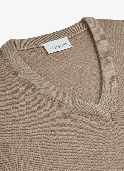 Profuomo Fijngebreide trui van merinowol met V-hals - detail 5 beige