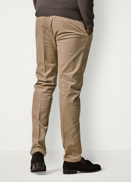 Profuomo Slim fit chino van corduroy met steekzakken - achterkant donkerbeige