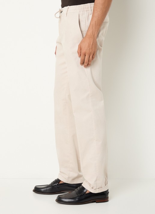 Profuomo Slim fit chino van corduroy met steekzakken - detail 3 beige