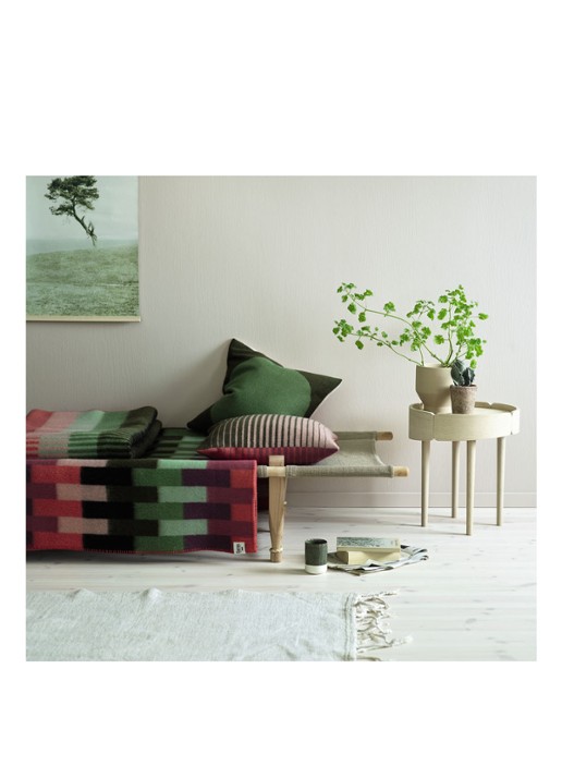 Røros Tweed Asmund Bold plaid 135 x 200 cm - voorkant 5 roze
