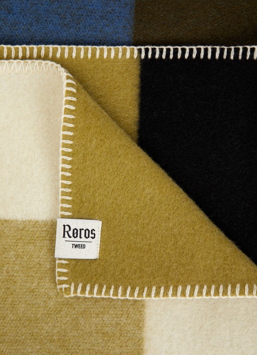 Røros Tweed Bento plaid van scheerwol 135 x 200 cm - detail 3 olijfgroen