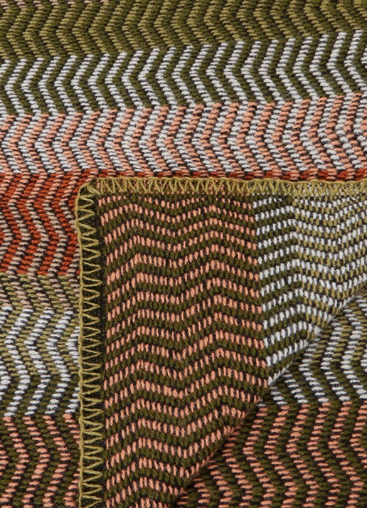 Røros Tweed Fri plaid van lamswol 150 x 200 cm - detail 3 mosgroen