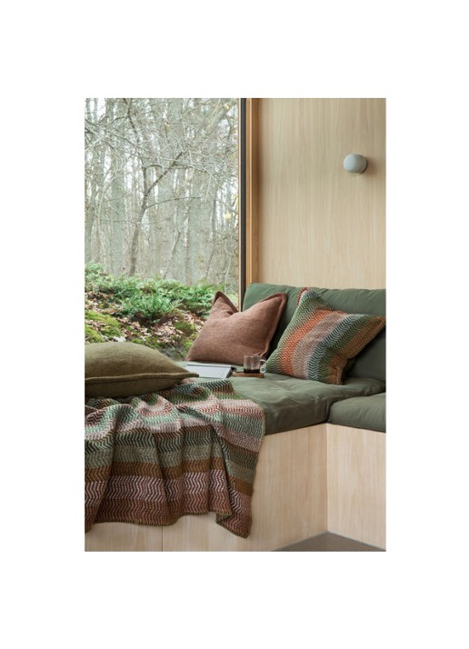 Røros Tweed Fri plaid van lamswol 150 x 200 cm - voorkant 2 mosgroen