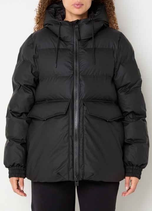 Rains Alta A-Line pufferjack met capuchon
