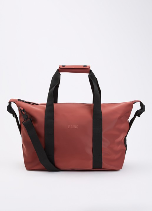 Rains Hilo Small weekendtas met waterafstotende coating - voorkant 3 steenrood