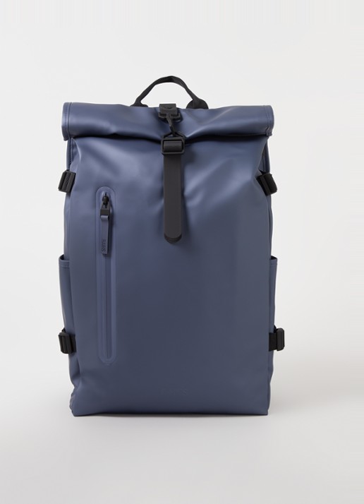 Rains Rolltop Large rugzak met 16 inch laptopvak en waterafstotende coating - voorkant 2 staalblauw