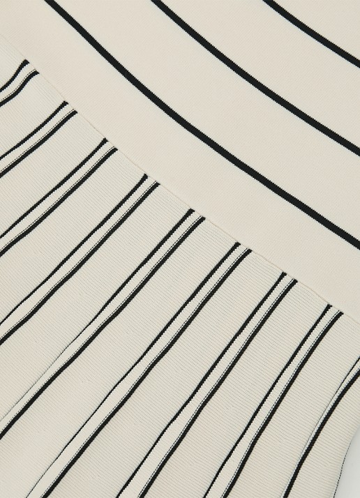 Reiss Alice midi jurk met plooien - detail 4 beige