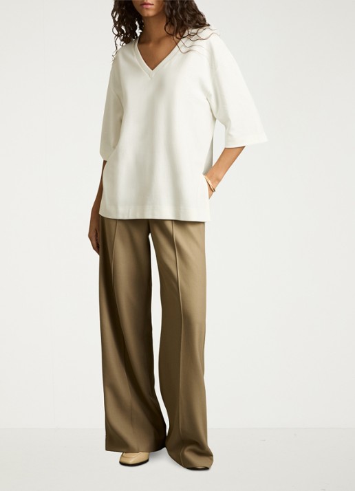 Reiss Annabel oversized T-shirt met V-hals - voorkant 2 ivoor