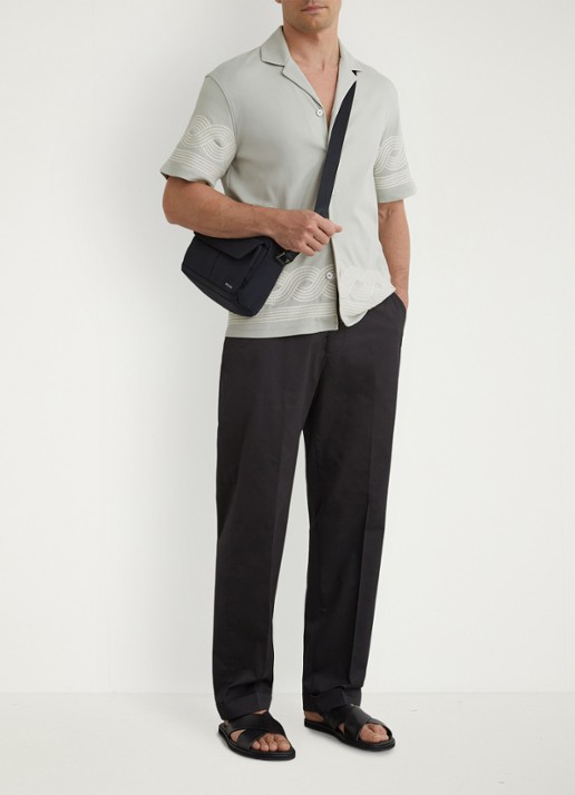 Reiss Arden regular fit overhemd met borduring - voorkant 2 donkergroen