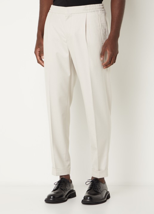 Reiss Brighton tapered fit chino met steekzakken - detail 4 creme
