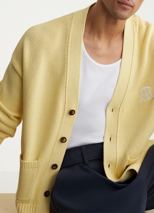 Reiss Coates grofgebreid vest met borduring - detail 5 geel