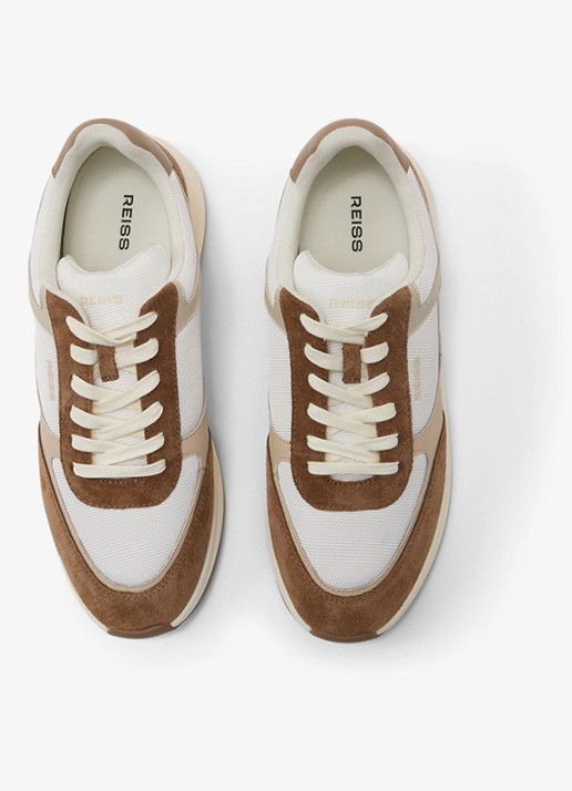 Reiss Hudson sneakers van leer met suéde details - detail camel