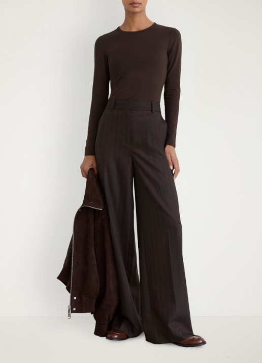 Reiss Jada longsleeve met ronde hals - voorkant 5 chocoladebruin