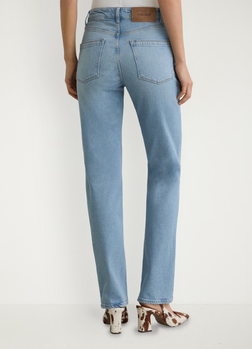 Reiss Petit Aubrey high waist straight leg jeans met medium wassing - achterkant lichtblauw