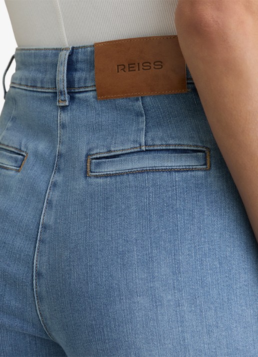 Reiss PETITE CLAUDE Pintuck-Detail Flared Jeans - detail 3 lichtblauw