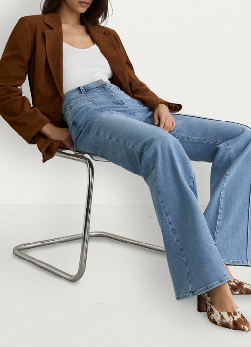 Reiss PETITE CLAUDE Pintuck-Detail Flared Jeans - voorkant 7 lichtblauw