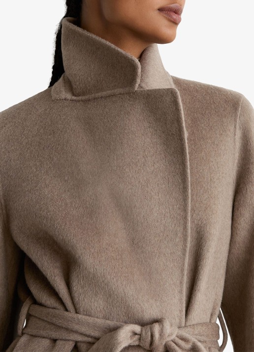 Reiss Thea mantel met strikceintuur - detail 4 donkerbeige