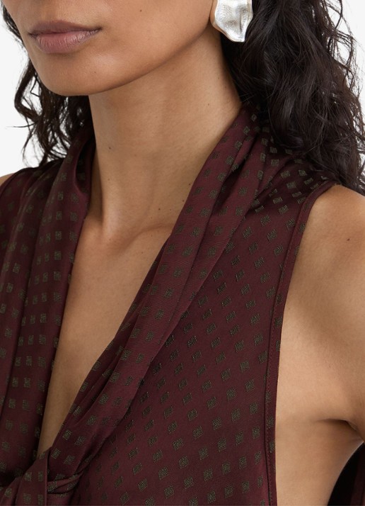 Reiss Tilly top met sjaalkraag - detail 6 bordeauxrood