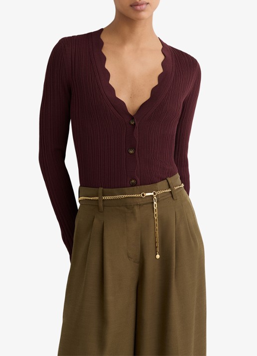 Reiss Vinny ribgebreid vest met V-hals - detail bordeauxrood
