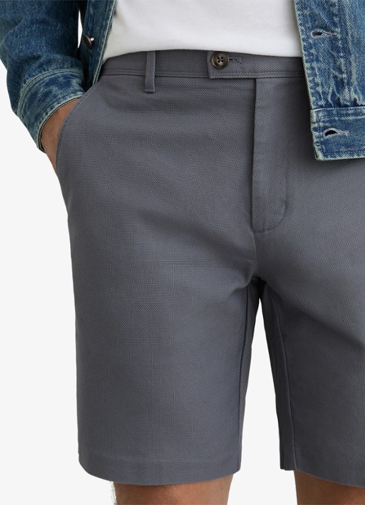Reiss Wide fit korte chino met structuur - detail 5 airforce blue / blauw