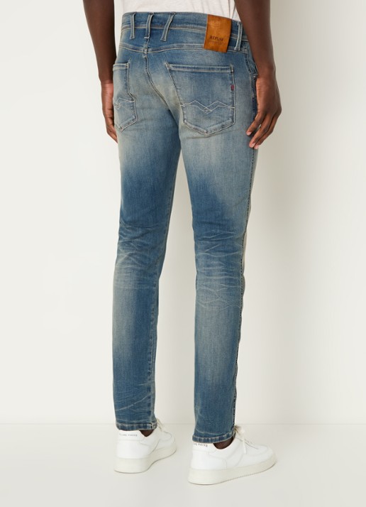 Replay Anbass slim fit jeans met steekzakken - achterkant indigo