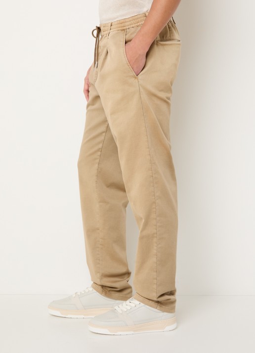 Replay Tapered fit chino met trekkoord en steekzakken - detail 5 camel